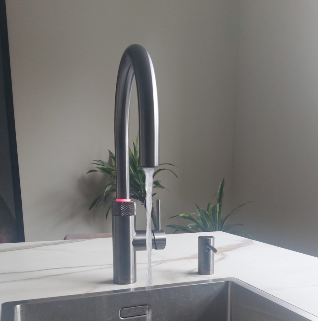 GunMetal Flex Round met zeeppomp
